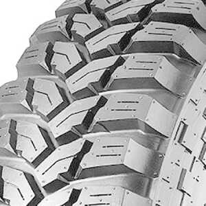 Maxxis M8060 Trepador 235/75-R15 104/101Q